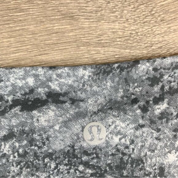 Lululemon Wunder Under Low-Rise Tight *Full-On Luxtreme 28" Area Ice Grey Size 4 - Picture 12 of 15